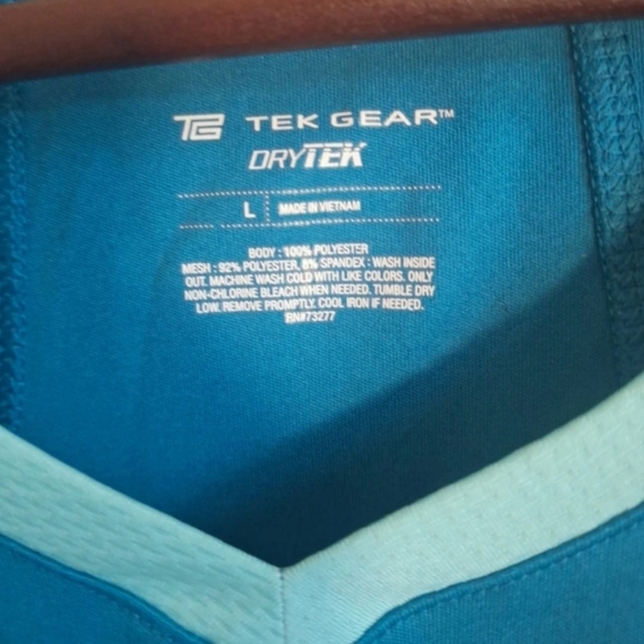 Tops and Leggings Bundle, Size Medium - Picture 5 of 12